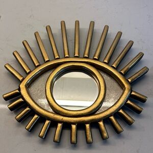 West Elm Gold Eye-Shaped Wall Mirror Decor

Made in Peru
Wood